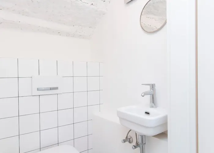 Casarosa Piccolo-slim And Stylish Apt, Appartement